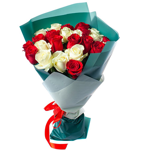 Фото товара 25 троянд червоних і білих з категорії букетів среднец ціни  в Самборі