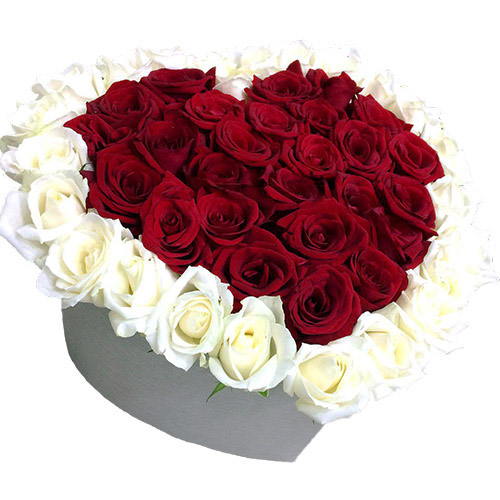 Фото товара 51 троянда серце в коробці з категорії найбільш шикарних букетів  в Самборі