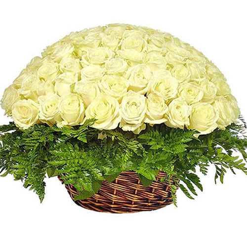 Фото товара 101 біла троянда в кошику з категорії найбільш шикарних букетів  в Самборі